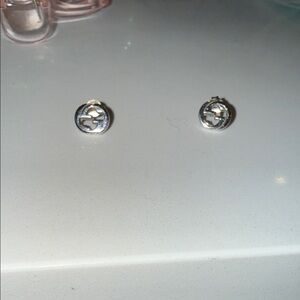 Authentic Gucci stud earrings 925